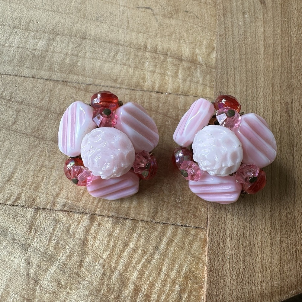 Vintage‎ West Germany Clip Earrings 1 Inch Pink Crystal Beaded Cluster Textured